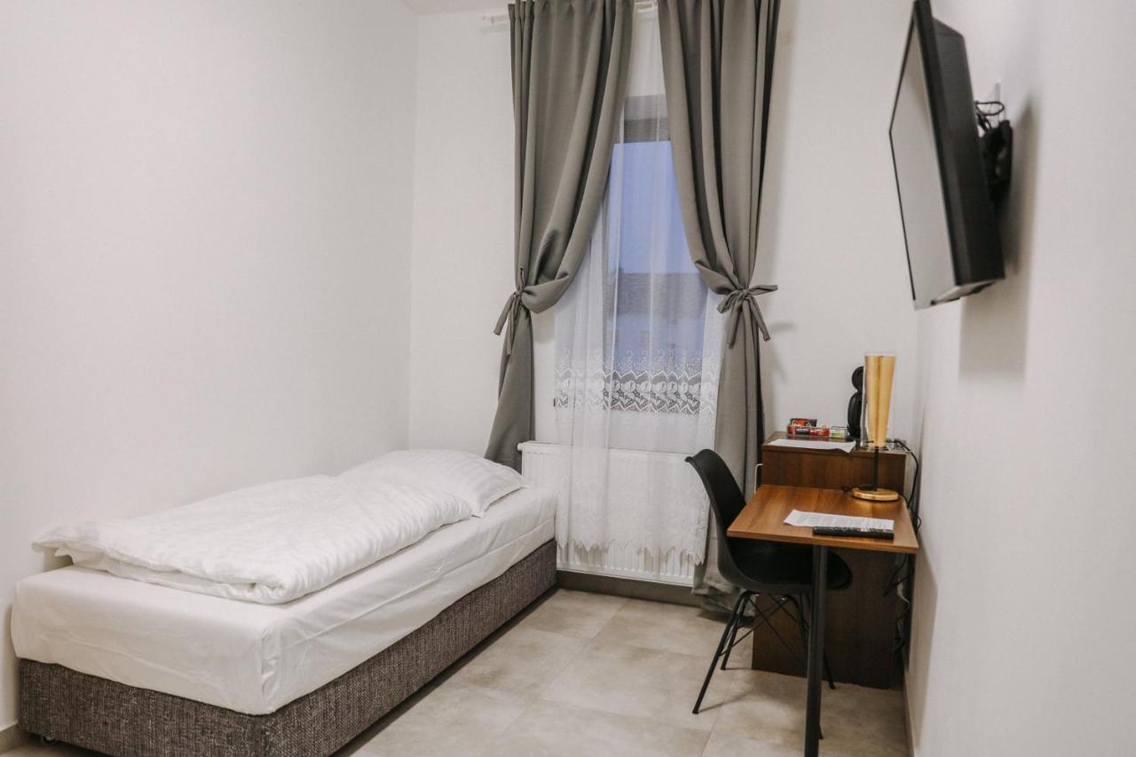 Oasis Teplice Hotel Luaran gambar