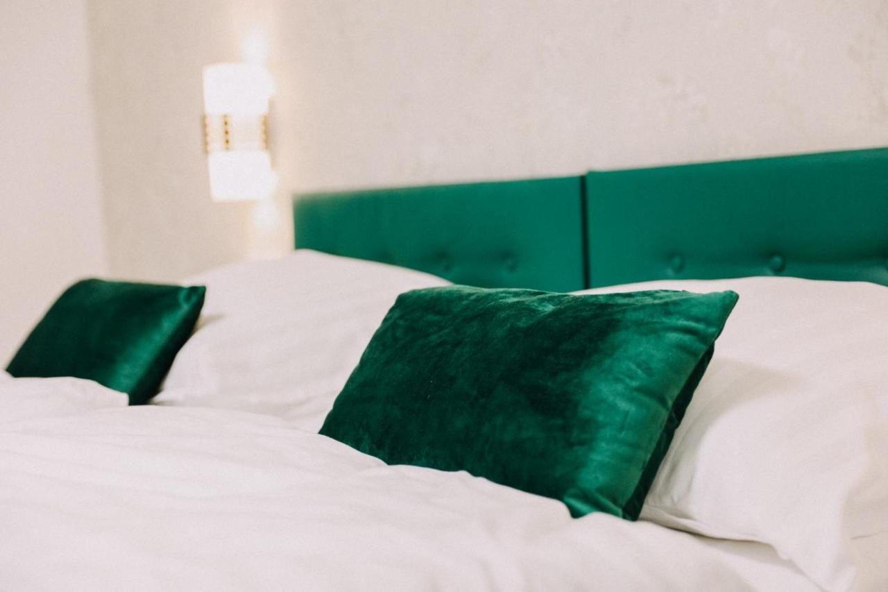 Oasis Teplice Hotel Luaran gambar